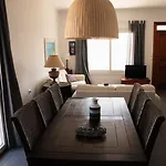 Iria's House בית נופש *